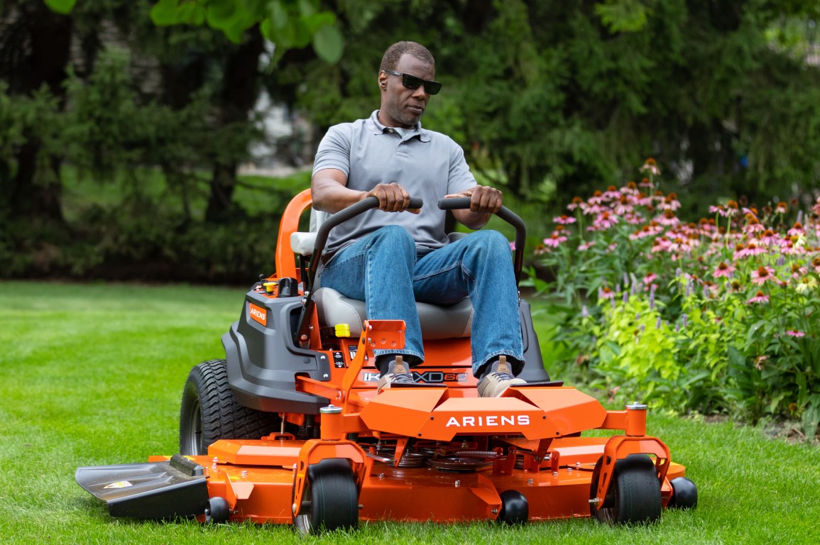 Kawasaki zero turn online lawn mower